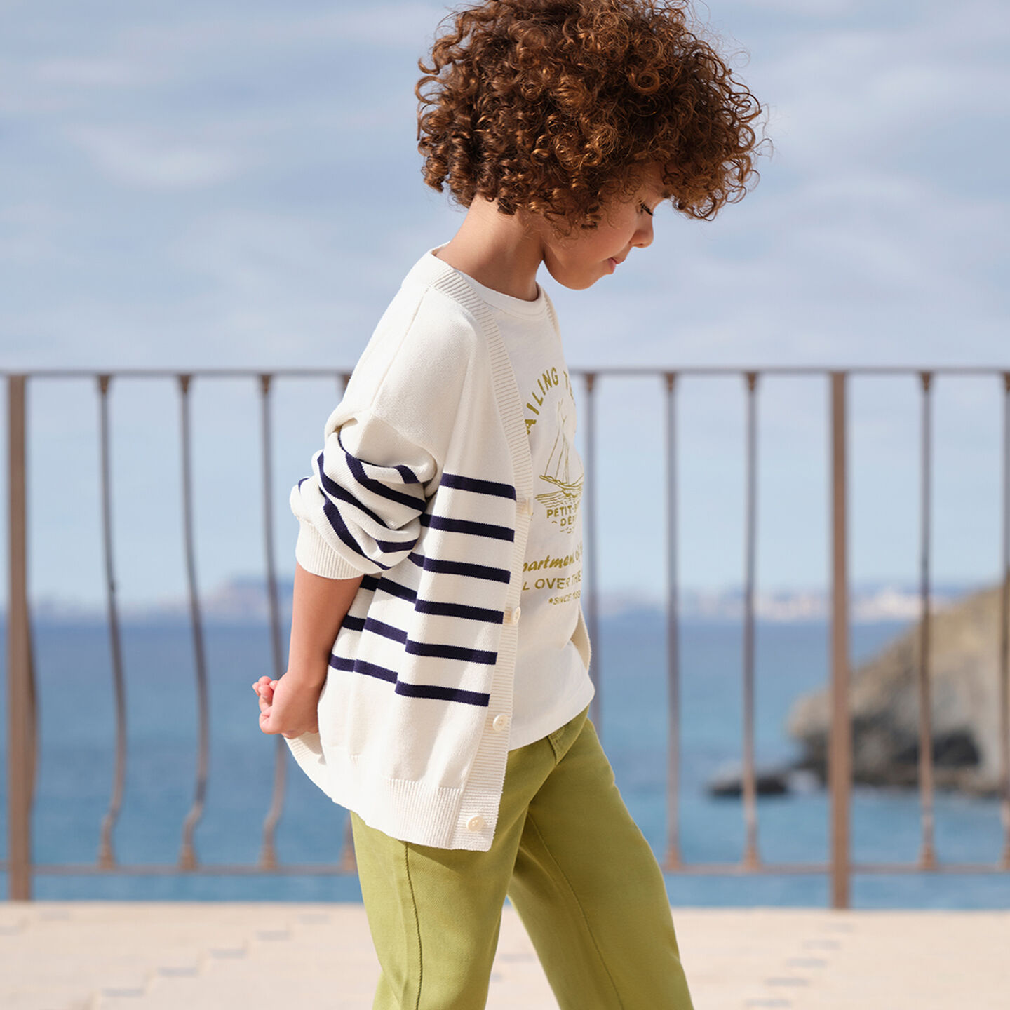 <p class="text-component">Maglioni & Cardigans</p>