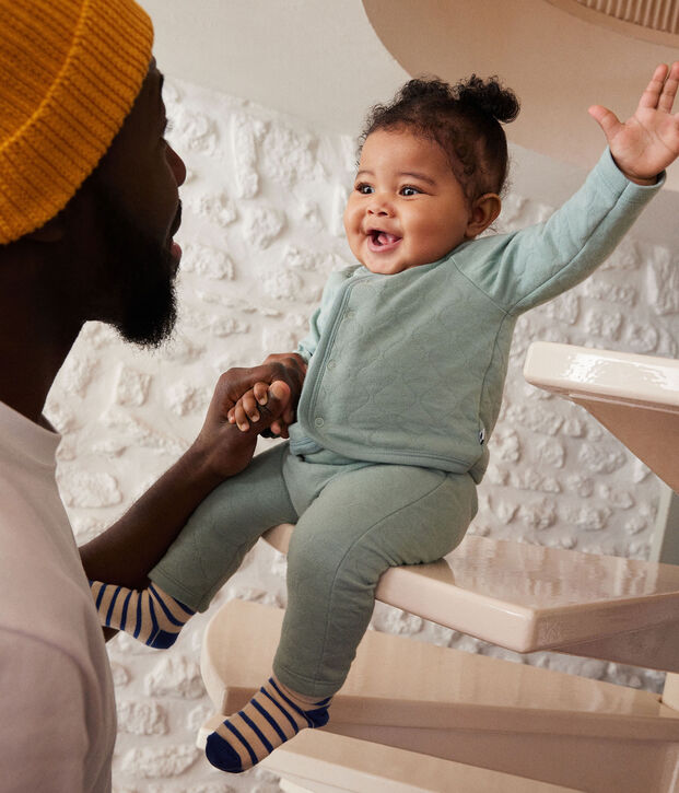 Completo in tubique trapuntato per beb&egrave; verde