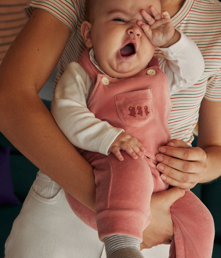 Completo con salopette in velluto neonato rosa