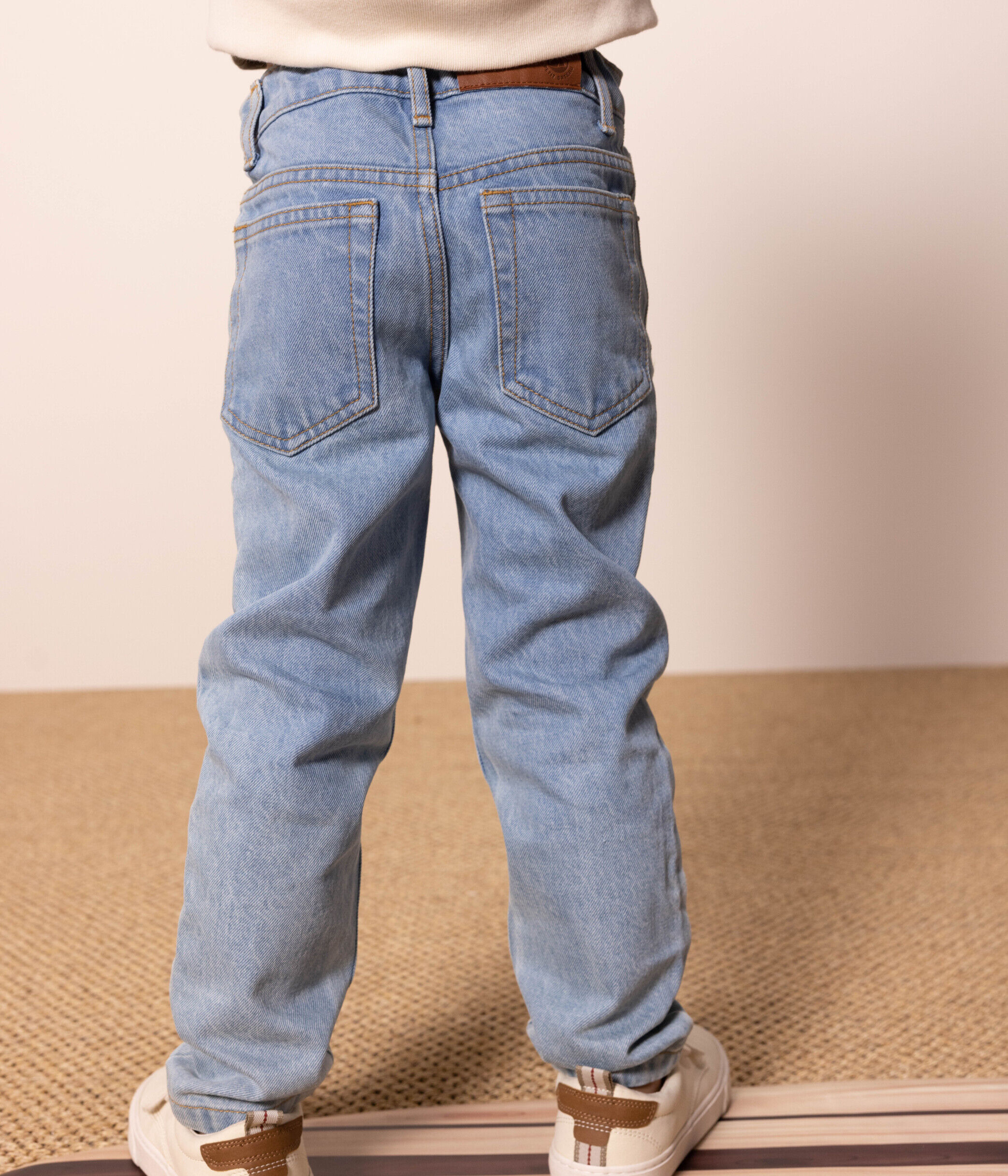 Jeans Bambino Rolanko - Denim Blu Con Fori - Vita Elasticizzata - Stile Vintage - Comodi E Resistenti - Foto 5