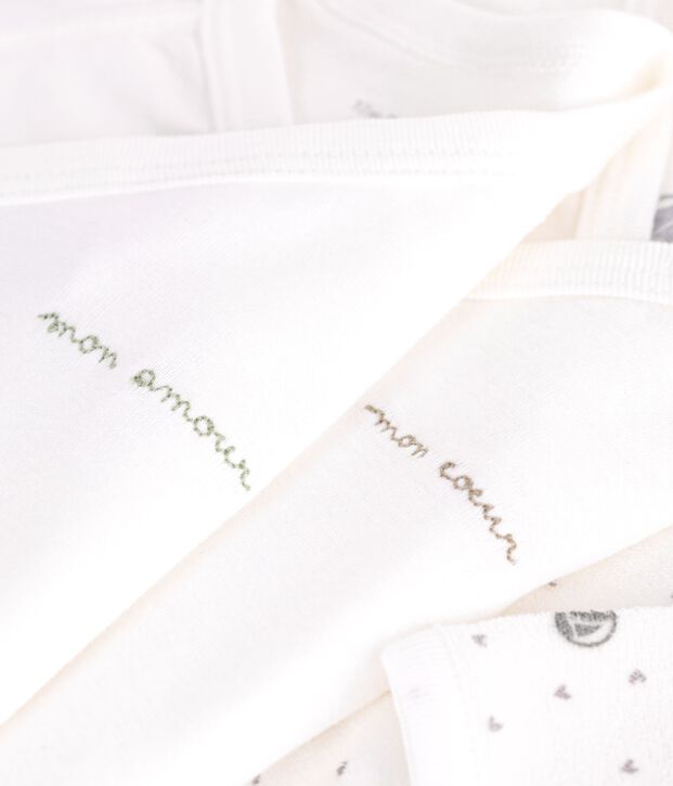 Confezione regalo nascita in cotone con stampa a cuoricini multicolore