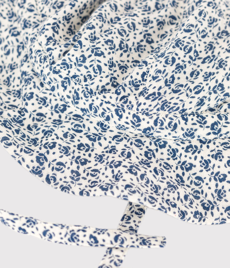 Cappellino in garza di cotone a fiori blu beb&egrave; femmina AVALANCHE/ INCOGNITO