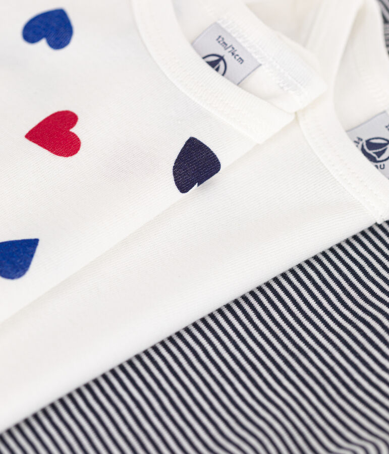 Set di 3 body a maniche lunghe con stampa a tre cuori in cotone neonato variante 1