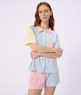 Pigiama con pantalonicini da donna in cotone a righe e bottoni sul davanti