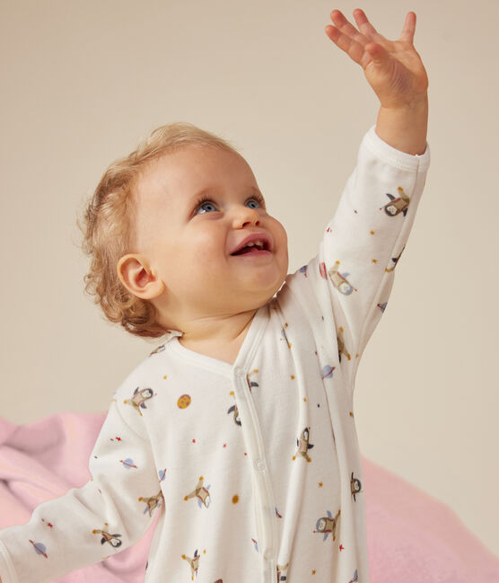 Pigiama per neonato in velluto con stampa raffigurante un piccolo pinguino nello spazio bianco MARSHMALLOW/bianco MULTICO