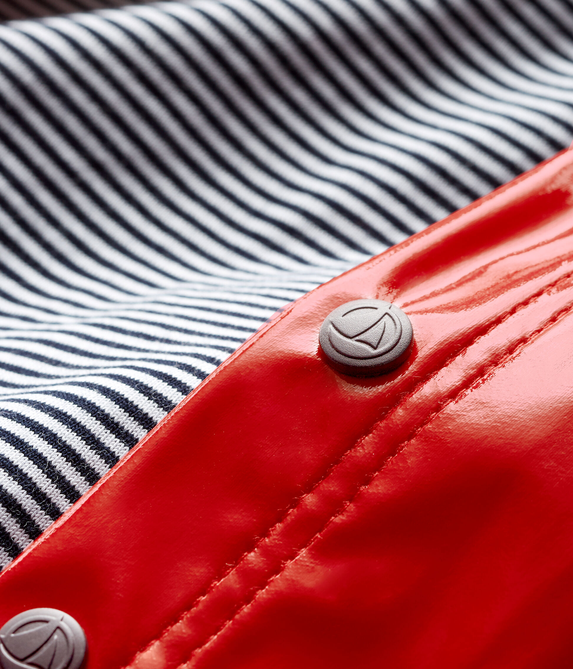 mantella pioggia petit bateau