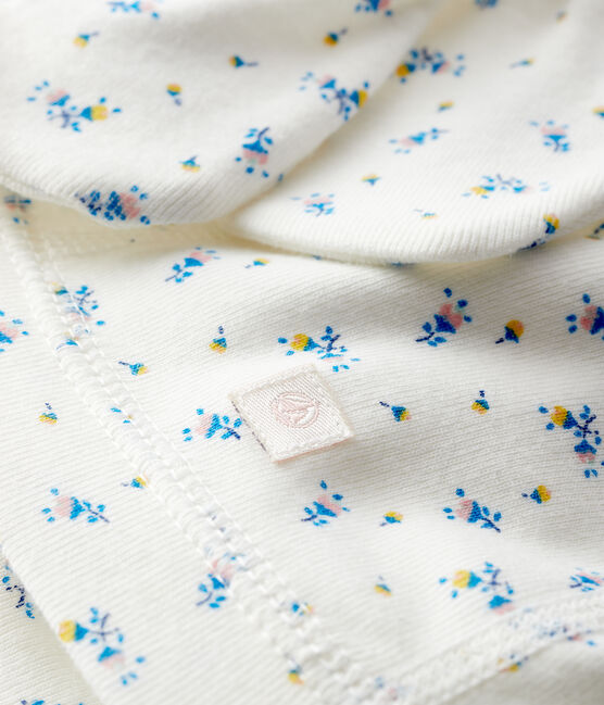 Confezione con cappellino nascita e muffole neonato a coste variante 1