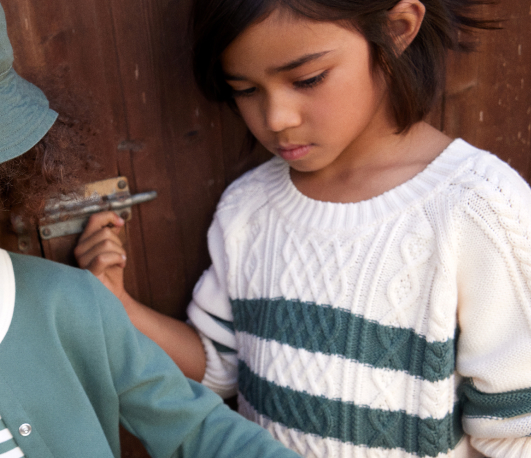 Pigiama Invernale Per Bambini Petit Bateau - Felpa Morbida Con Stelle Fosforescenti, Chiusura Elastica